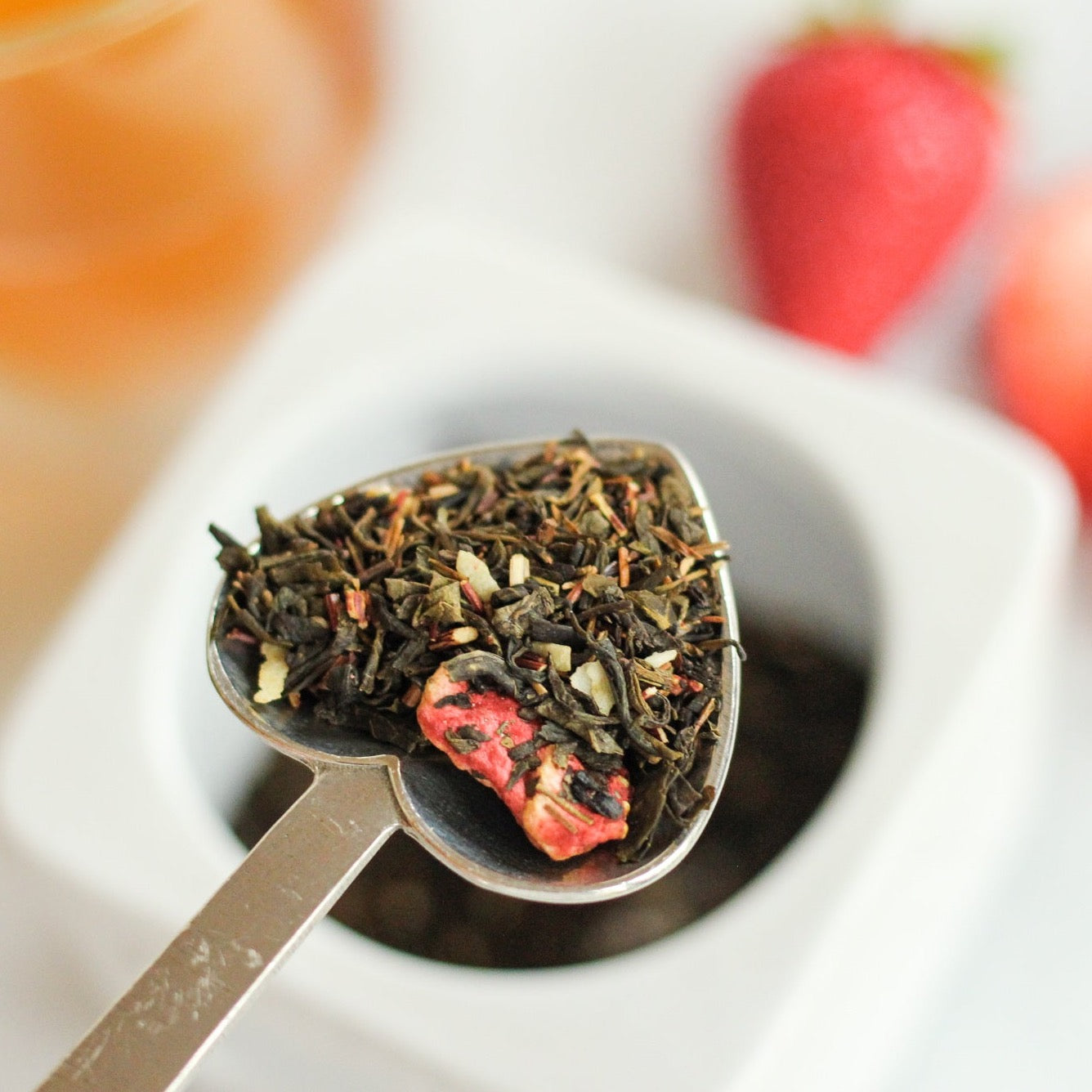 Tropical Vacation Green Tea (Strawberry - Coconut)